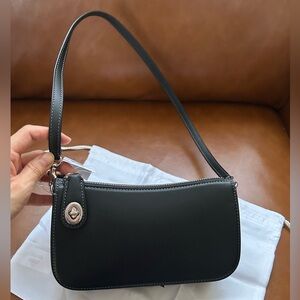 Coach Penn Leather Shoulder Bag